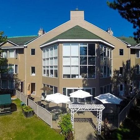 Auberge de la Montagne Coupée Saint Jean De Matha Esterno foto